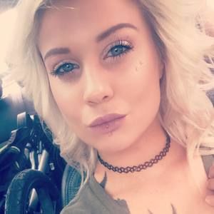 Meet your Posher, Alexandra